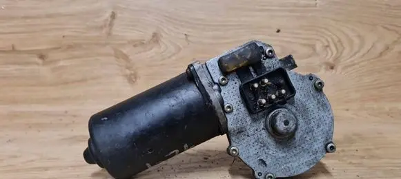 Mercedes-Benz E W124 Wiper motor