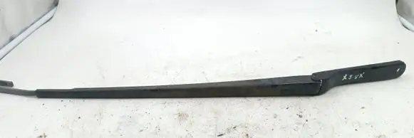 Front wiper blade arm