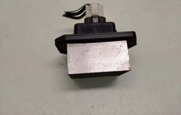 Mitsubishi Grandis Heater blower motor/fan resistor 0778000880