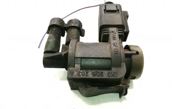 Audi A8 S8 D3 4E Vacuum valve 1K0906283A 1J0973722