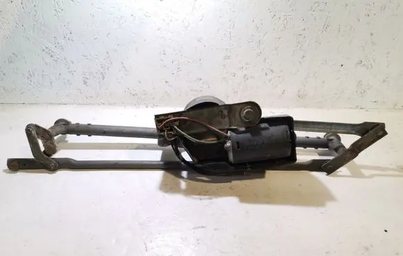 BMW 5 E28 Front wiper linkage and motor 0390241081
