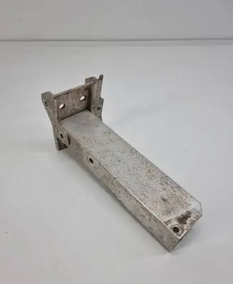 BMW 5 F10 F11 Radiator support slam panel bracket 715887406