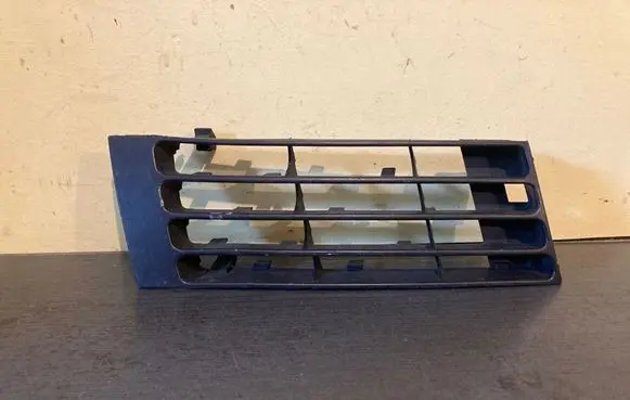 Audi A4 S4 B5 8D Front bumper lower grill 02028900000