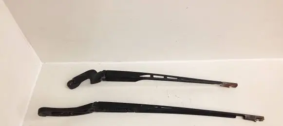 Audi A6 S6 C6 4F Front wiper blade arm