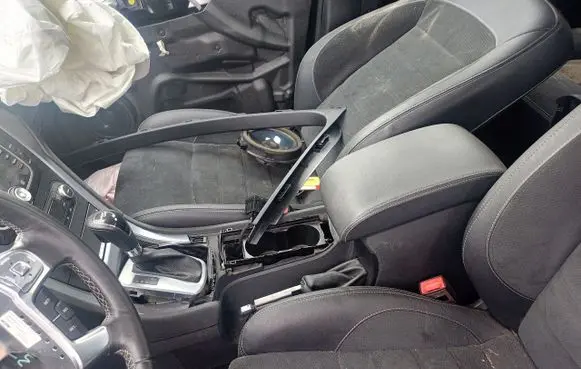 Ford Mondeo MK IV Armrest 