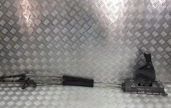 Volkswagen Polo IV 9N3 Gear selector/shifter in gearbox 