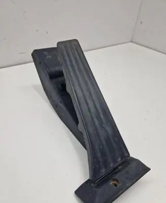 BMW 5 E60 E61 Accelerator throttle pedal 6772646 25916010