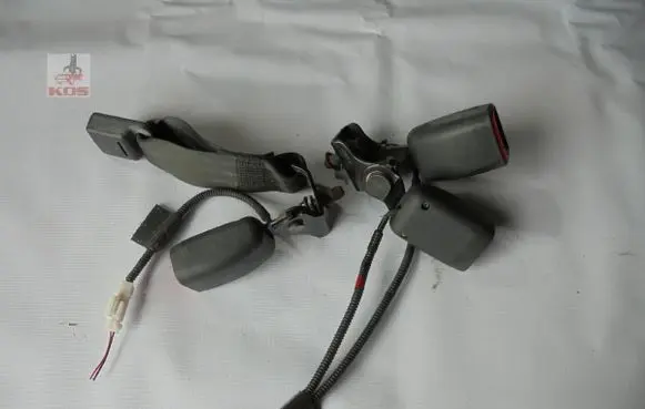 KIA Sportage Seat belt trim 