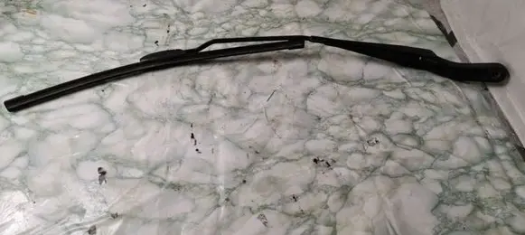 Ford Mondeo Mk III Windshield/front glass wiper blade 