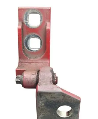 Opel Corsa D Front door lower hinge 13180565 4214