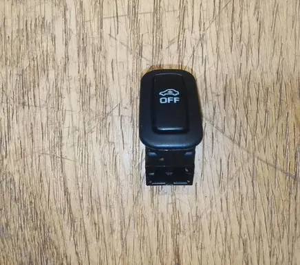 Volkswagen Touareg II Alarm switch 7P6962109A