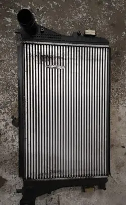 Skoda Superb B6 (3T) Intercooler radiator 1k0145803bn