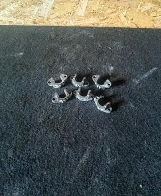 BMW X5 E53 Fuel Injector clamp holder 