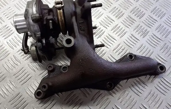 Toyota Yaris Turbo 17201-33010