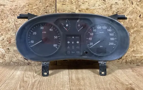 Renault Trafic II (X83) Speedometer (instrument cluster) 216715708 NS0000196A P8200252449