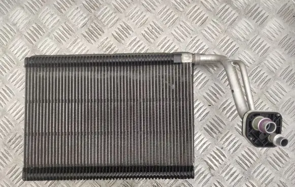 Air conditioning (A/C) radiator (interior)