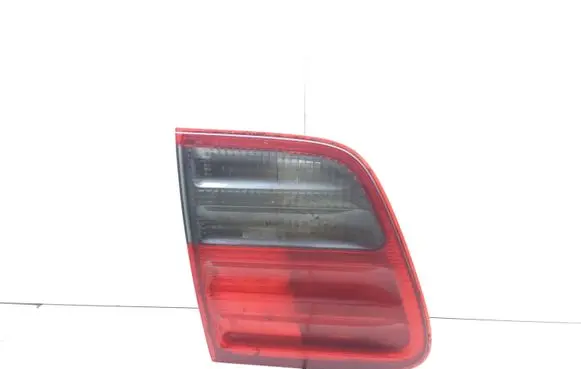 Mercedes-Benz E W210 Tailgate rear/tail lights 324521 324627L