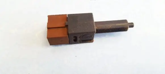 Nissan Primera Brake pedal sensor switch