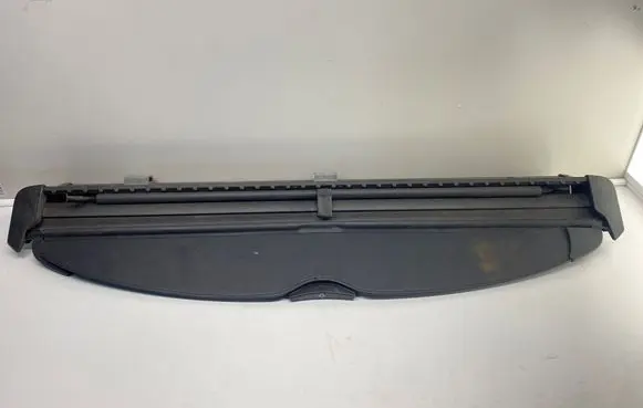 Parcel shelf