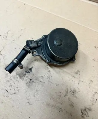 BMW 5 E39 Vacuum pump 72832710C 03T0492445 786841F