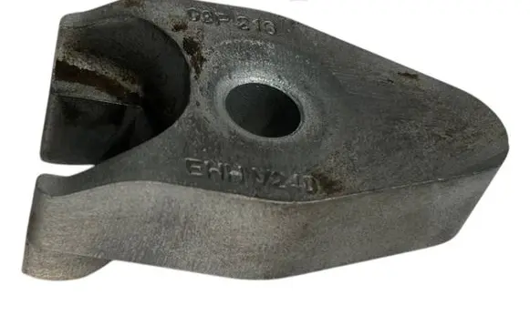 Skoda Fabia Mk2 (5J) Fuel Injector clamp holder 03P216