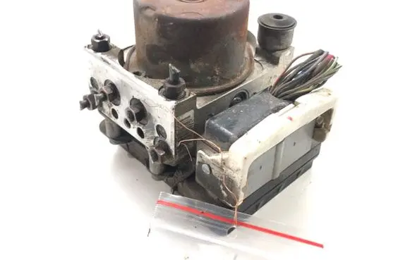 Mitsubishi Outlander ABS Pump MN193055