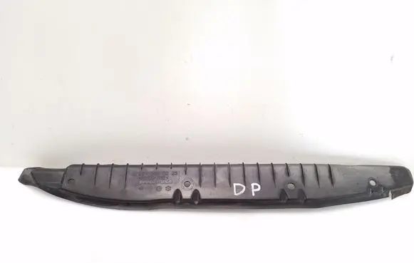 Mercedes-Benz R W251 Fender end trim 2518890225