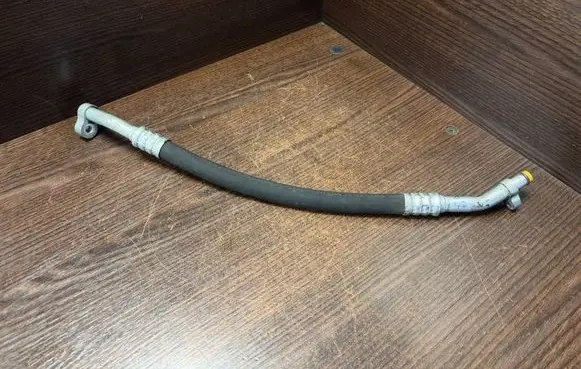 Mercedes-Benz Sprinter W906 Air conditioning (A/C) pipe/hose 9068306415 A9068306415