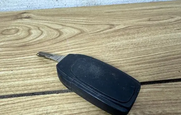 Volvo S60 Ignition key/card 8626557