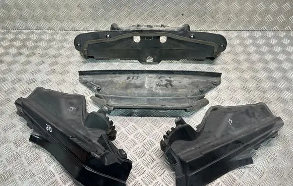 Other engine bay part
