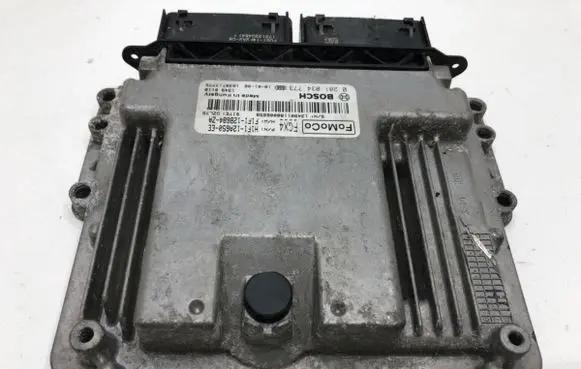 Ford Focus Engine control unit/module ECU F1F1-12B684-ZA