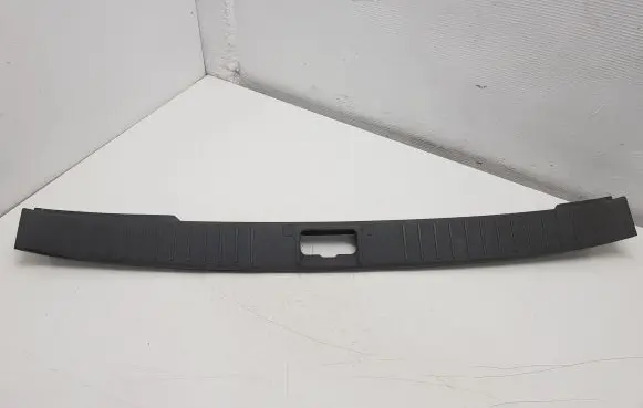 Ford Focus Trunk/boot sill cover protection 4M51N40320AD
