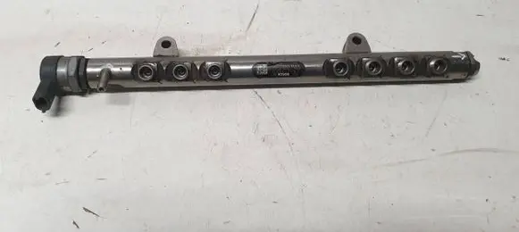Volvo V60 Fuel pressure sensor 30777759 011425L3 0445215025