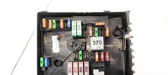 Skoda Octavia Mk2 (1Z) Fuse box set 1K0937125A 017183071