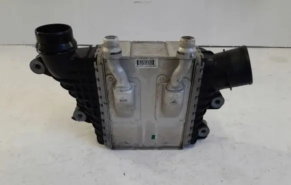 Jaguar F-Pace Intercooler radiator GX736K775AE