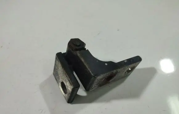 Fiat Bravo Front door upper hinge 