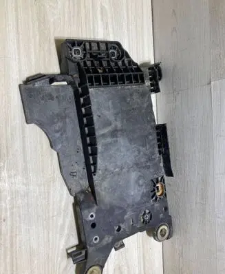 BMW X2 F39 Battery tray 9387574