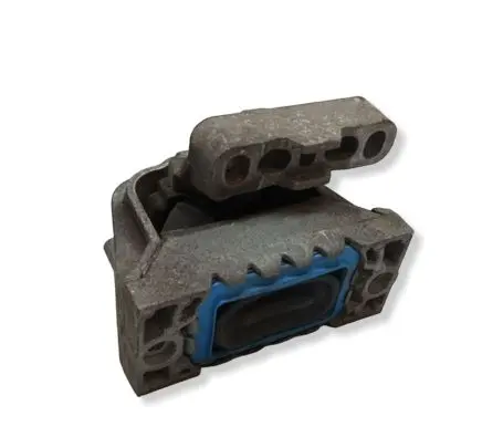 Volkswagen PASSAT B6 Engine mount bracket 1K0199262