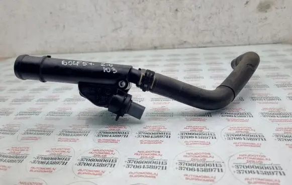 Volkswagen Golf Plus Engine coolant pipe/hose 038121132G 1K0121157BJ