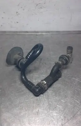 Volkswagen PASSAT B5.5 Vacuum line/pipe/hose 058133784P 058133394