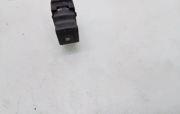 Skoda Superb B5 (3U) Fuel tank opening switch 3U0959833
