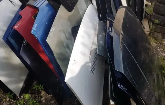 Chrysler Voyager Engine bonnet/hood PILKAS