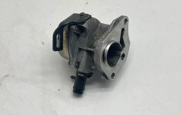 Renault Kangoo II Vacuum pump 146505272R 14T1040166 705641000