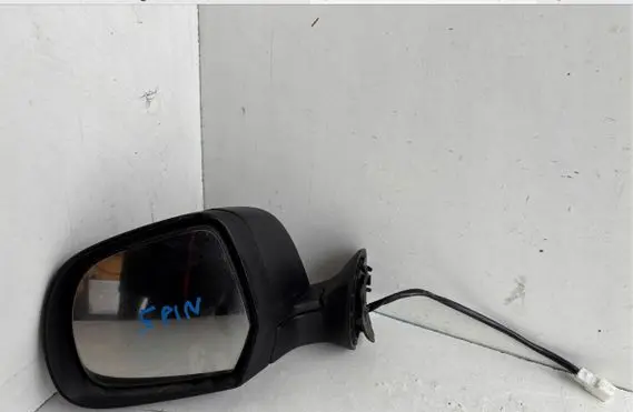 Dacia Duster Front door electric wing mirror 
