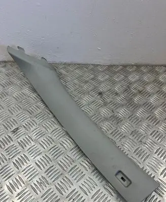 BMW 3 E90 E91 (A) pillar trim 7058331