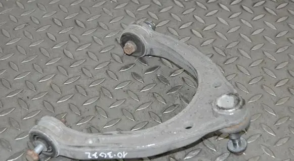 Audi Q7 4L Front upper control arm/wishbone 