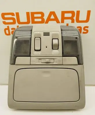 Subaru Legacy Front seat light VC12083