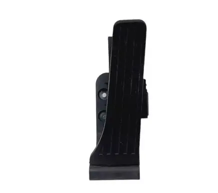 Mercedes-Benz C W204 Accelerator throttle pedal A2043000004