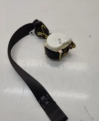 Ford Focus Front seatbelt 4M51B61394AL 040673 120605