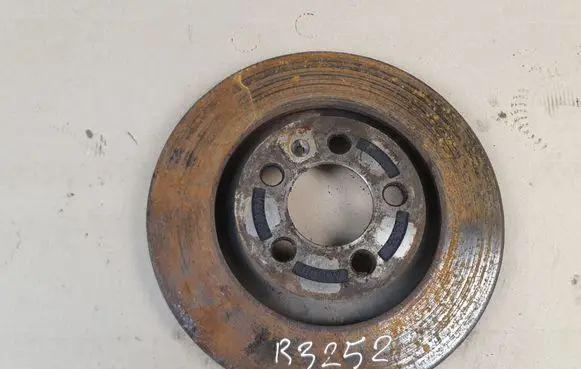 Volkswagen New Beetle Front brake disc